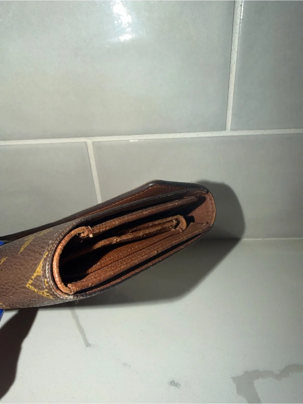 Louis Vuitton Wallet - Picture 5 of 13